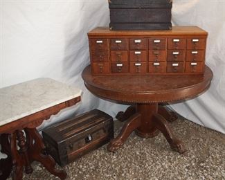 Oak table