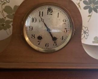 Vintage Mantel Clock.