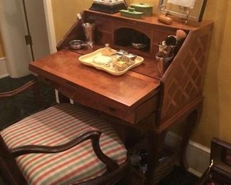 Lady’s desk