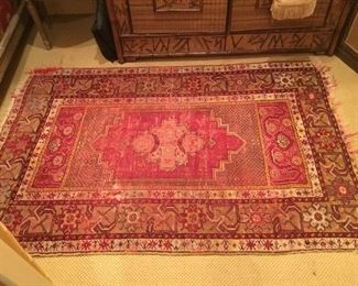 Antique Persian rug, some wear 3’ x 5’ 