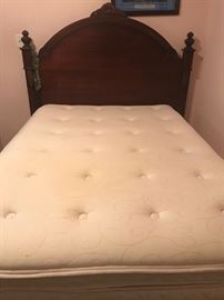 #79 Full Posture Periodic Pillow-top Mattress/Low ProfileBoxsprings  $ 100.00 #80 Full Headboard Mahogony  $ 175.00