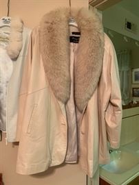 #84 Blush color w/fur collar Henig Fur Coat Size Large  $ 100.00