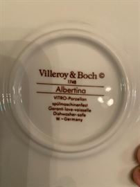 #173	china	Villero & Boch Albertina set	 $50.00 
