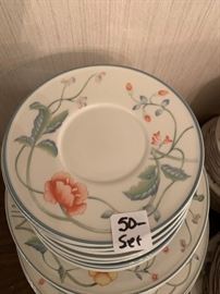 #173	china	Villero & Boch Albertina set	 $50.00 
