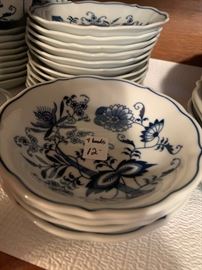 #180	china	blue Danube 4 berry bowls 	 $12.00 
