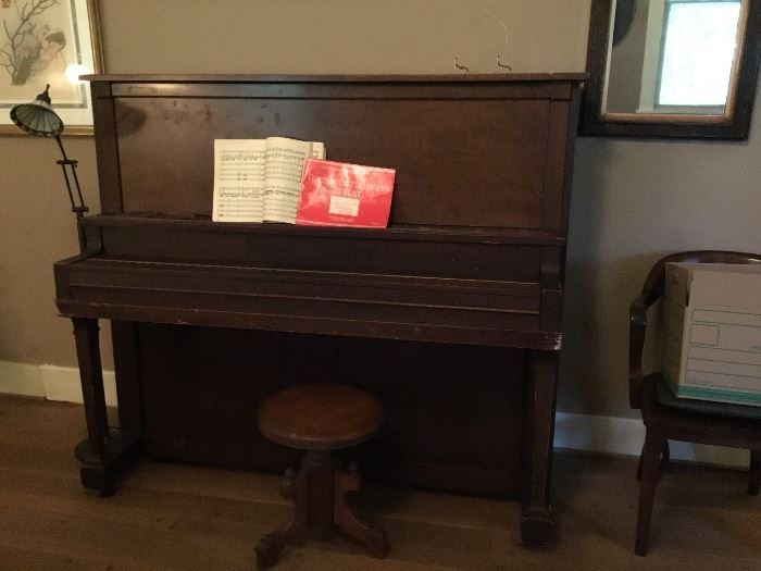 Antique Lyon & Healy piano
