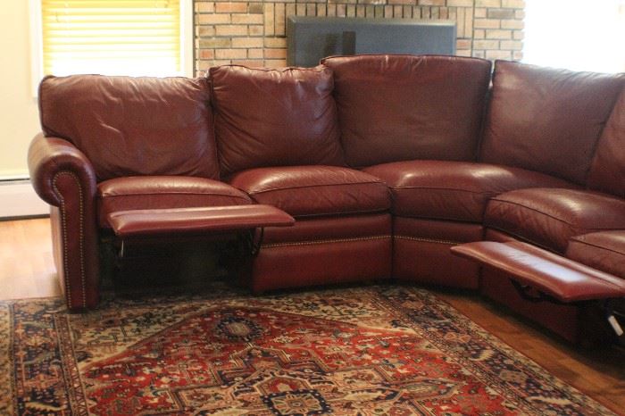 Thomasville Sectional burgundy with 2 recliners