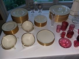 Lenox China Set - Mansfield Pattern - 126 pieces