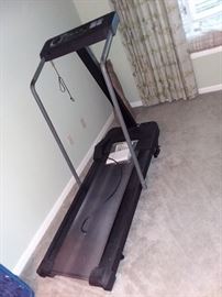 DP Treadmill w/ instructions