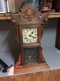 Antique running clock 