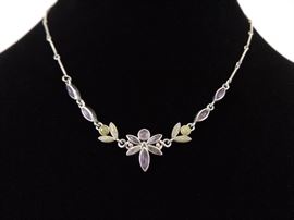 .925 Sterling Silver Peridot and Amethyst Cabochon Flower Necklace
