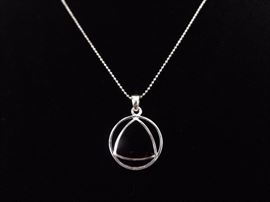 .925 Sterling Silver Modernist Inlayed Black Onyx Pendant Necklace