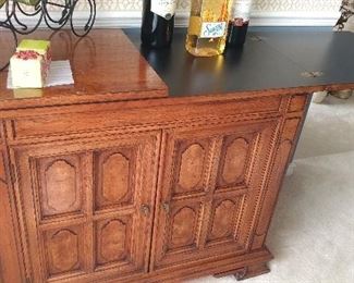 Wine/Bar server