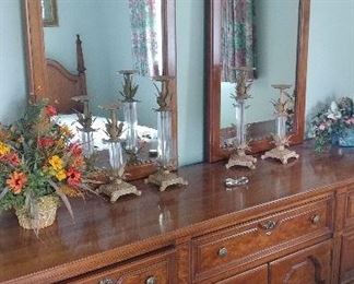 Dresser with double mirror