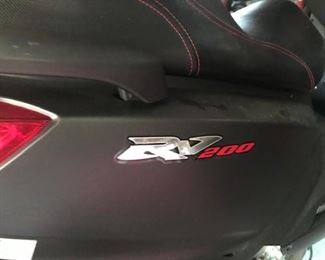 SYM RV200 Scooter