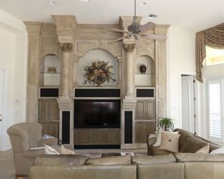 Amazing built-in wall unit