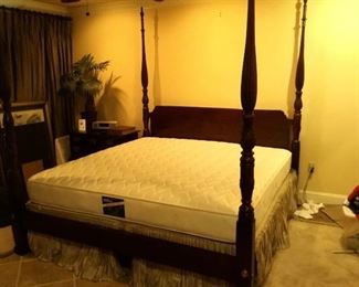 King size four post bed with mattress and box springs- Heirloom by Heritage Drexel
