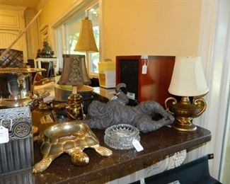 Lamps, all types of decor items