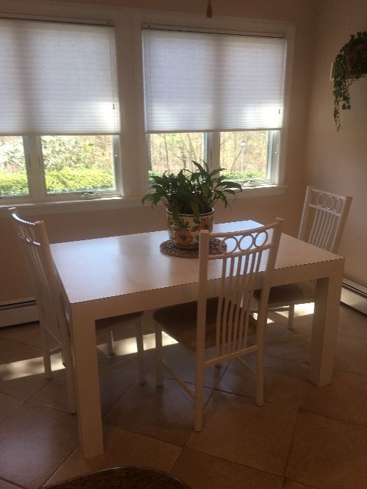 White Kitchen Table and 4 Chairs