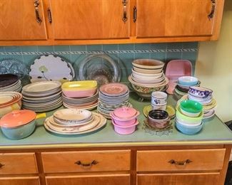 Kitchen accessories, dishes