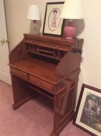 Roll top desk.