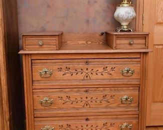 Antique Oak Chest of Drawers (Leaf / Branch Detail on Drawers)
