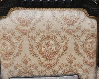 Antique Carved Victorian Parlor Chair (Mint!)