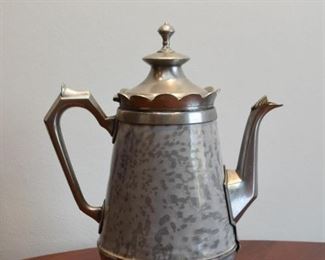 Antique / Vintage Teapot (Metalware & Enamelware)