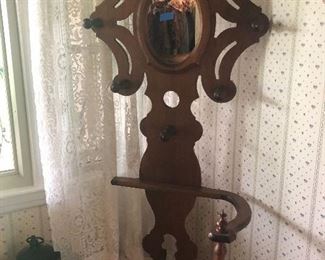 Hall tree with umbrella plate