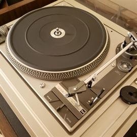 TEAC turntable made in Germany