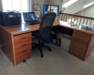 $100  L-shaped desk