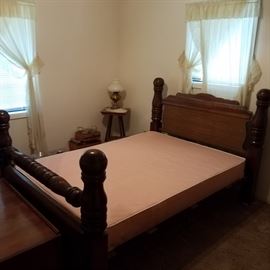 Oak Full Size Bed, Headboard, Footboard, Frame and Slats