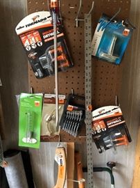 More items in the garage