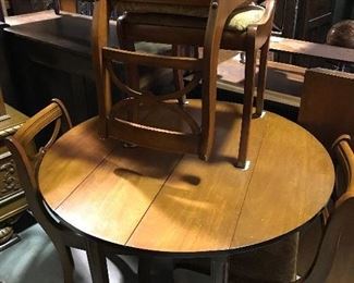 Drop leaf table & 4 chairs
