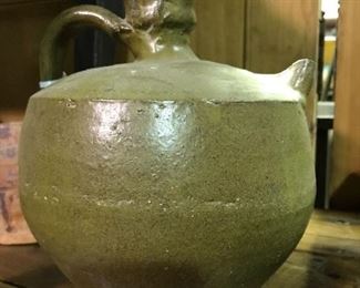 Chinese oil jug