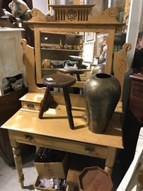 Pine dressing table