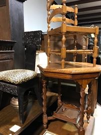 Accent tables & chairs