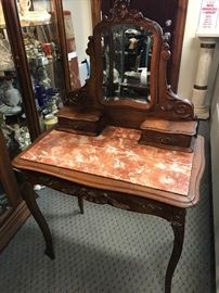 Country French Petite dressing table