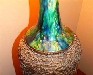 OVER-SIZED ENAMEL LAMPS