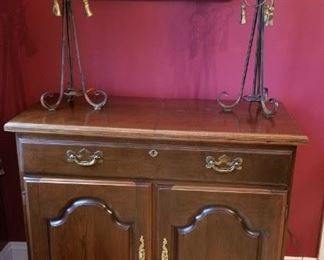 Crawford Buffet Server