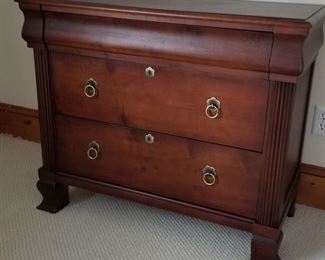 Ethan Allen British Classic Collection 3 Drawer Dresser