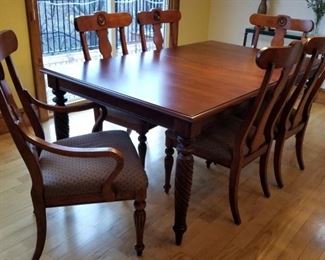 Ethan Allen British Classic Collection Dining Table and Chairs
