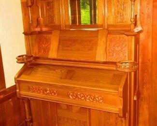 Newman Brothers Victorian pipe organ