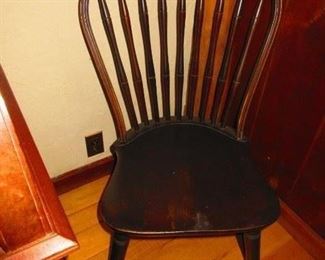 Vintage Windsor side chair