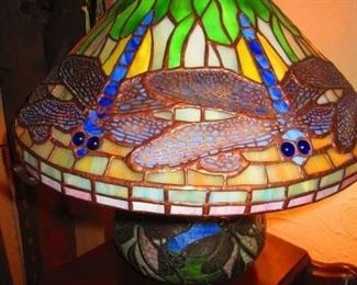 Tiffany style dragonfly lamp