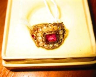 Victorian children's ring with Ruby and seed pearls
