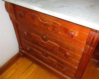 Late Victorian 3 drawer chest with marble top