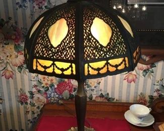 VICTORIAN PANEL LAMP