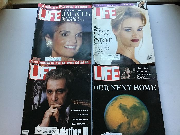 LIFE MAGAZINE COLLECTION ALOT OF ISSUES