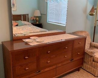 MCM Kroehler Dresser